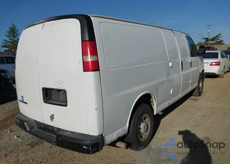 2008 Chevrolet Express Work Van from USA, damaged, VIN 1GCGG29C881141567